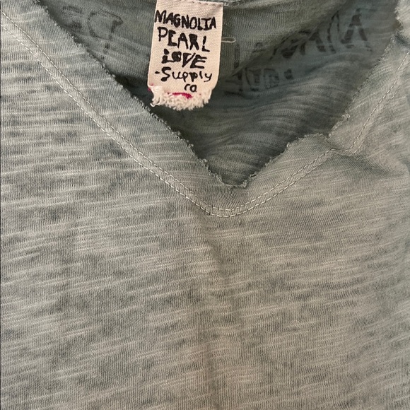 Magnolia Pearl long sleeve top one size fits most - Picture 2 of 3